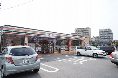 コンビニ　セブンイレブン（コンビニ）まで600m