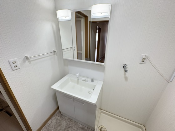 洗面設備　洗髪洗面化粧台