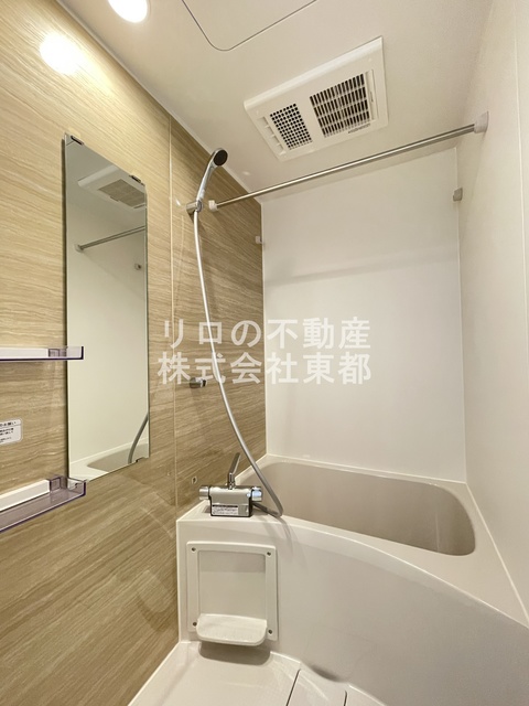 バス・シャワールーム　浴室には乾燥機が付いているので梅雨の時期でも安心です☆