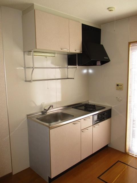 キッチン　ガス台が付いているので持ち込み不要です☆