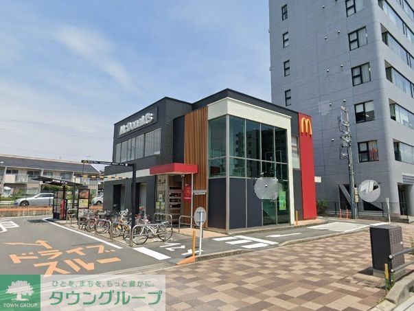 飲食店　マクドナルド22号康生通店（飲食店）まで860m