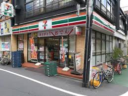 コンビニ　セブンイレブン北区滝野川6丁目店（コンビニ）まで359m