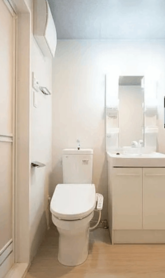 トイレ　※別部屋参考写真