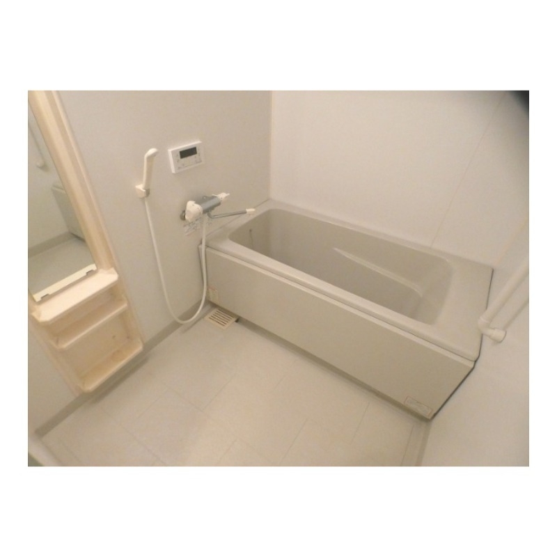 バス・シャワールーム　追い焚き付き