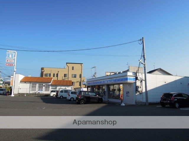 コンビニ　ローソン（コンビニ）まで323m