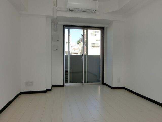 居室・リビング　?