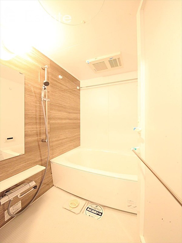 バス・シャワールーム　同仕様写真