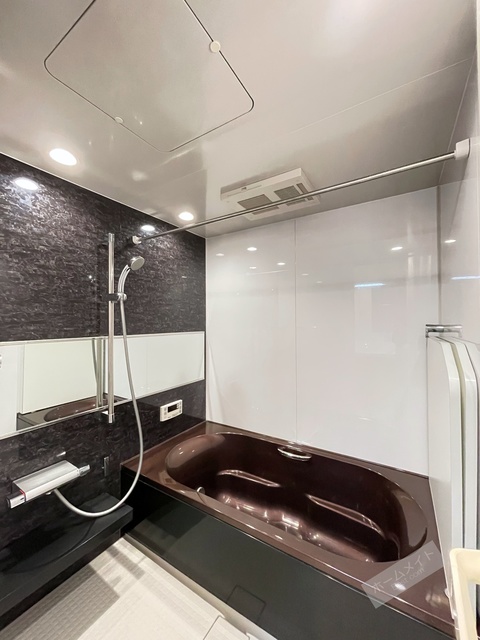 バス・シャワールーム　追い焚き付で寒い日も温まります♪