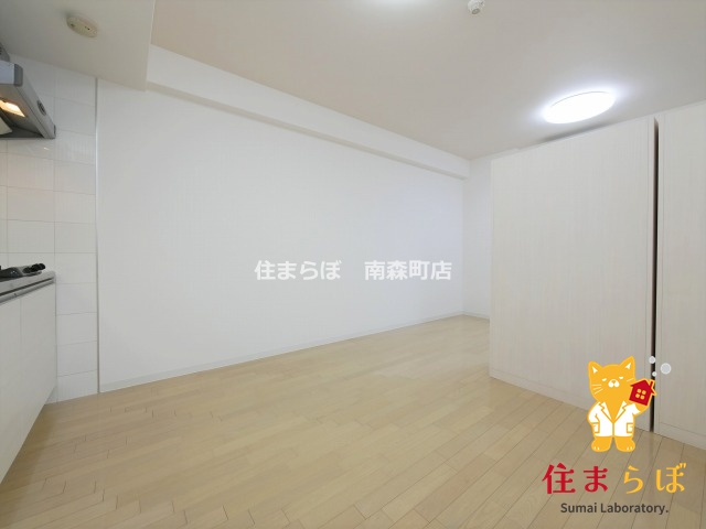 居室・リビング　「“合う暮らし”を、LINEで一緒に描こう。」