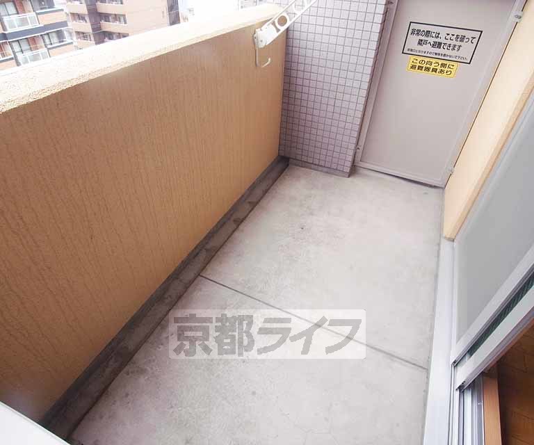 バルコニー　広々としたバルコニーです。