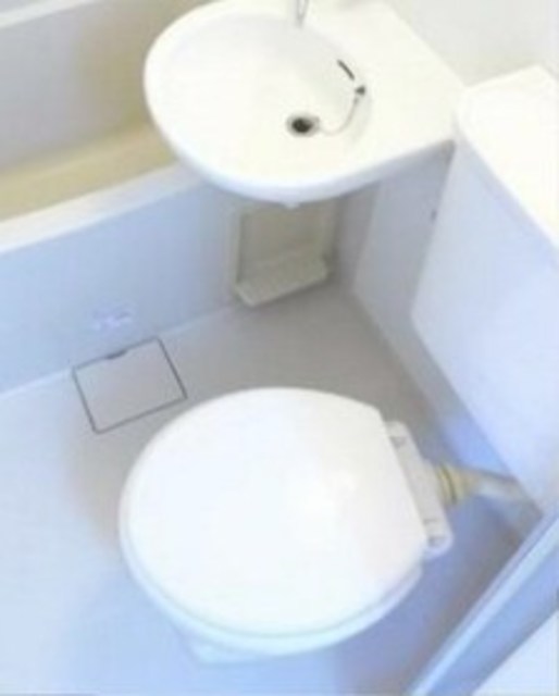 トイレ　室内参考写真