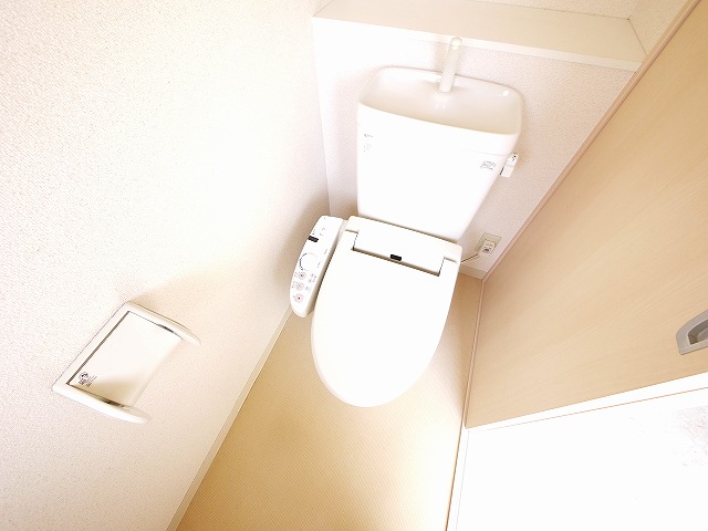 トイレ　清潔感のあるトイレです