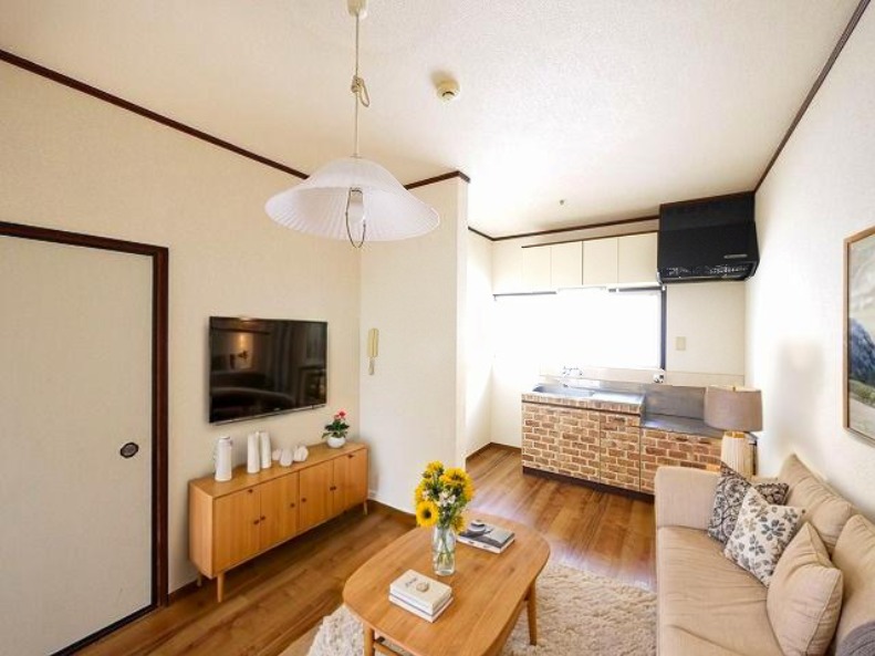 居室・リビング　CGで家具等を配置したもので家具等は含まれません