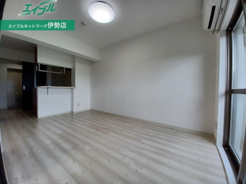 居室・リビング　同型参考写真