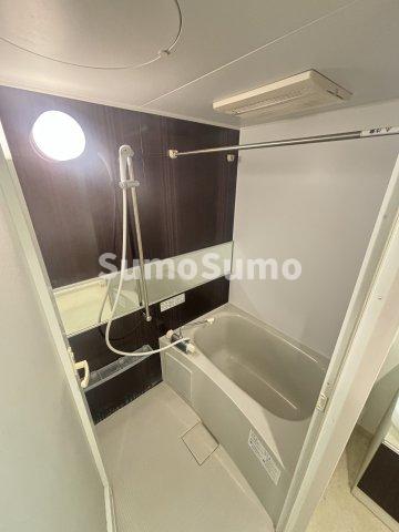 バス・シャワールーム　ゆったり過ごせるお風呂です