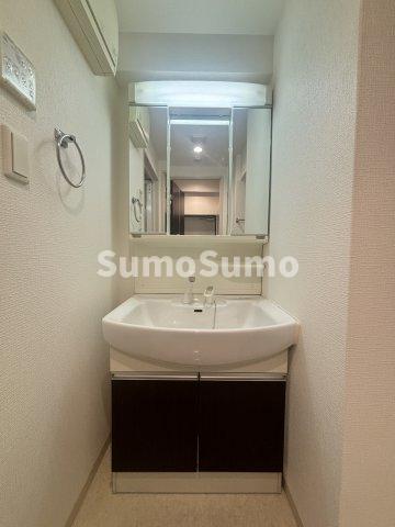 洗面設備　朝の身支度には欠かせない独立洗面化粧台