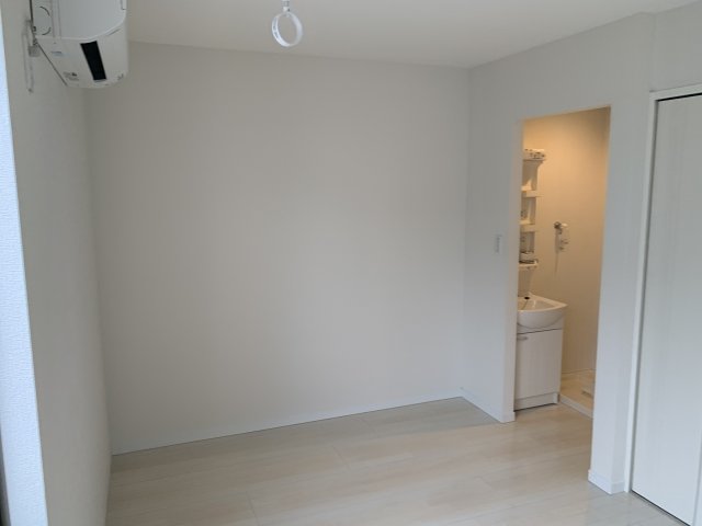 居室・リビング　写真は他のお部屋です。