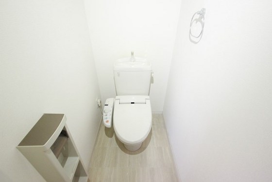 トイレ　※別部屋の写真です