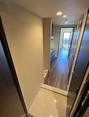 玄関　写真は同タイプ住居です