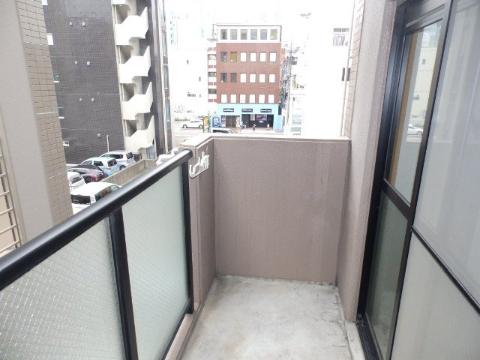 バルコニー　ベランダ