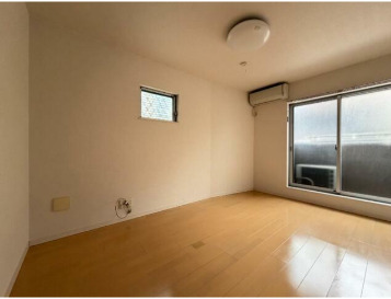 居室・リビング　エアコン完備♪