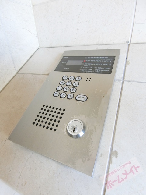 エントランス　オートロック