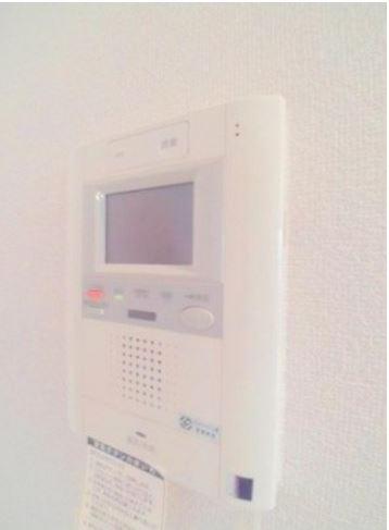 セキュリティ　モニター付きインターホン　※別室の参考写真になります。
