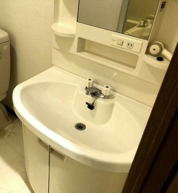 洗面設備　独立洗面台完備