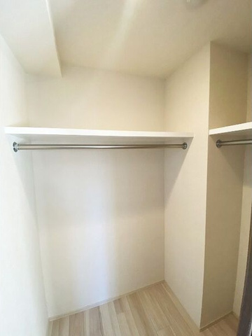 収納　※写真は同じマンションの違う部屋のものになります。