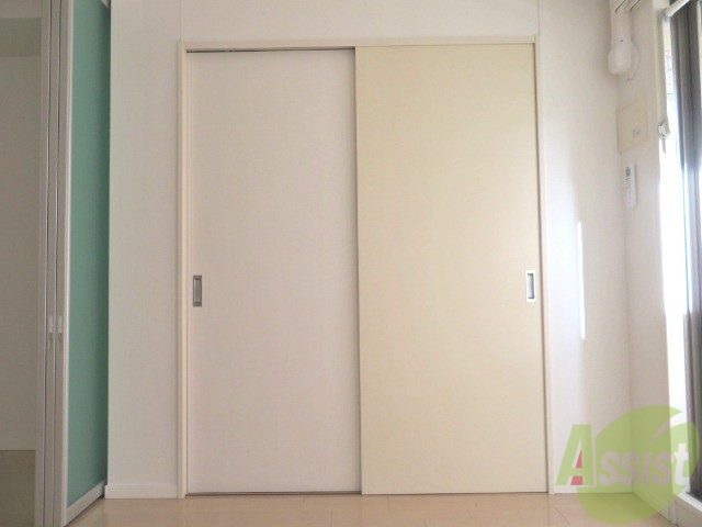 収納　クローゼット。荷物がたくさんあっても問題ないですね。