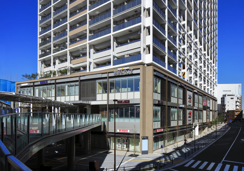 ショッピングセンター　あすとウィズ（ショッピングセンター）まで226m