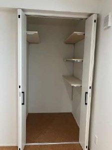 収納　2階居室収納