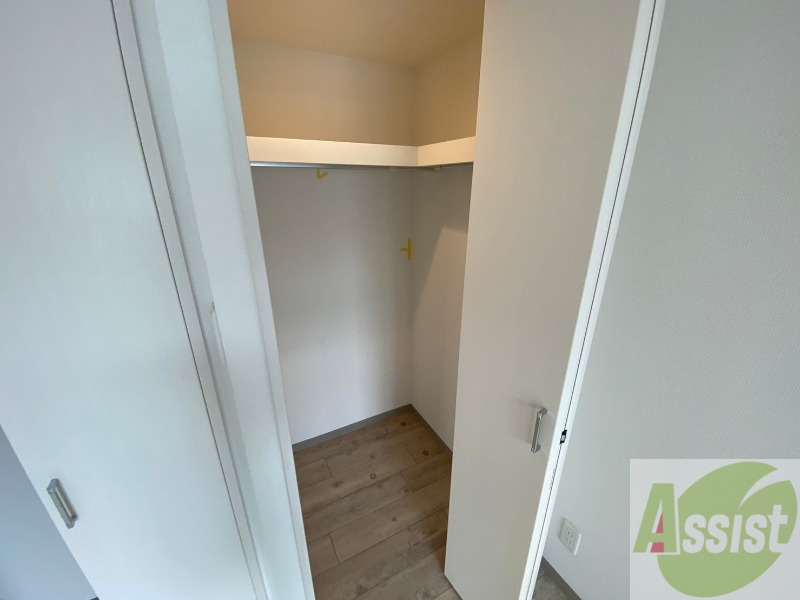 収納　洋室にはクローゼットがあるのですっきり片付きそうです。