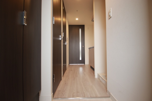 玄関　※別室の参考写真の為、現況優先です。