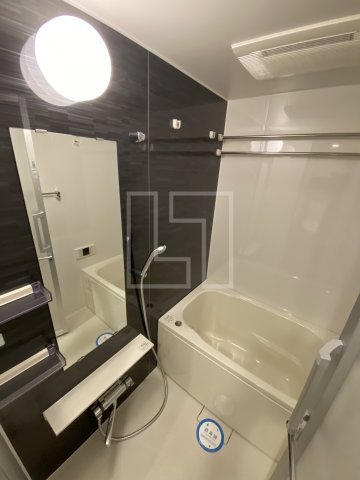 バス・シャワールーム　コンフォリア北堀江一丁目　バスルーム