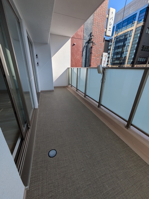 エントランス　イメージパースとなりますので現物とは異なる可能性があります。