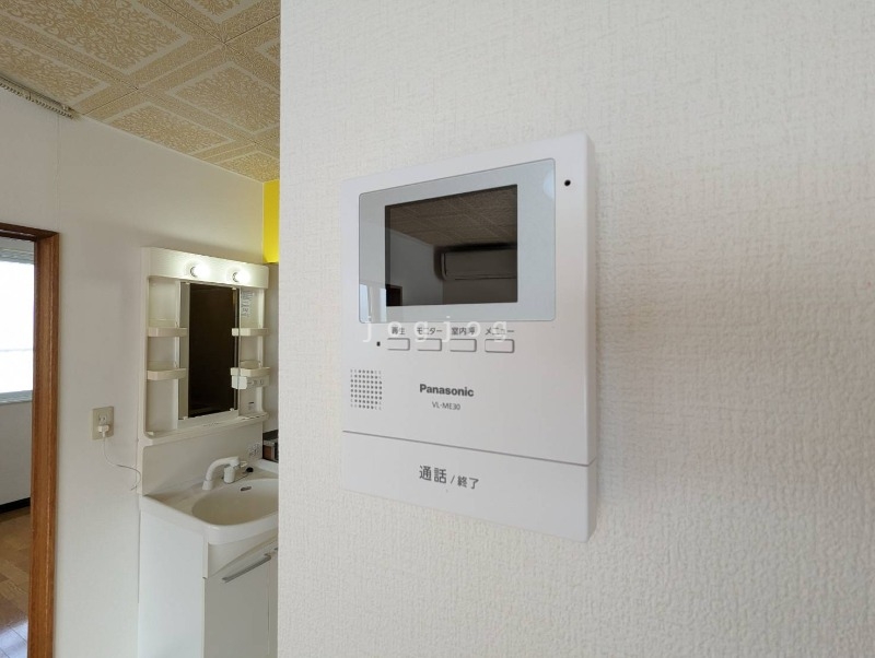 セキュリティ　内装