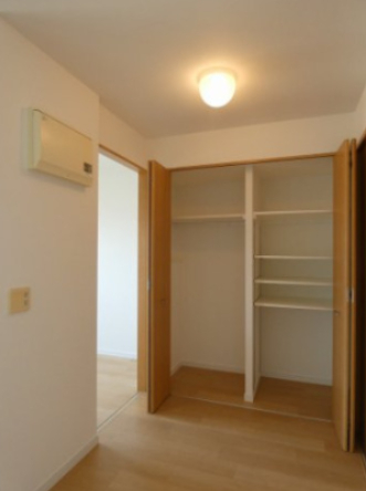 収納　別部屋参考写真