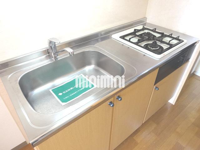 キッチン　２口ガスコンロ付きのキッチンです。