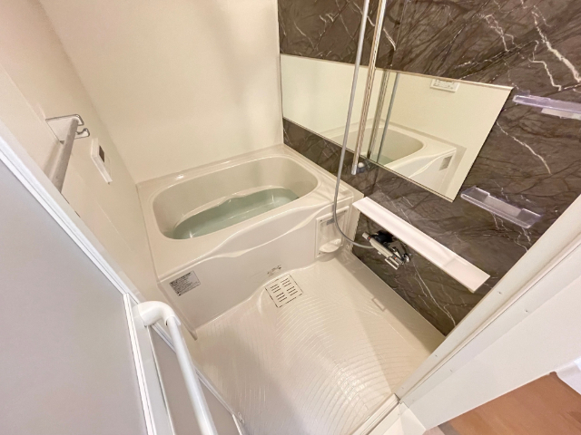 バス・シャワールーム　新築の為同間取りの他の階の写真です