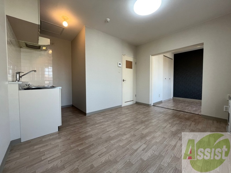 居室・リビング　広くてキレイなお部屋が広がっていて、充実した生活が送れそう。