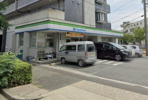 コンビニ　ファミリーマート 今池三丁目店（コンビニ）まで186m