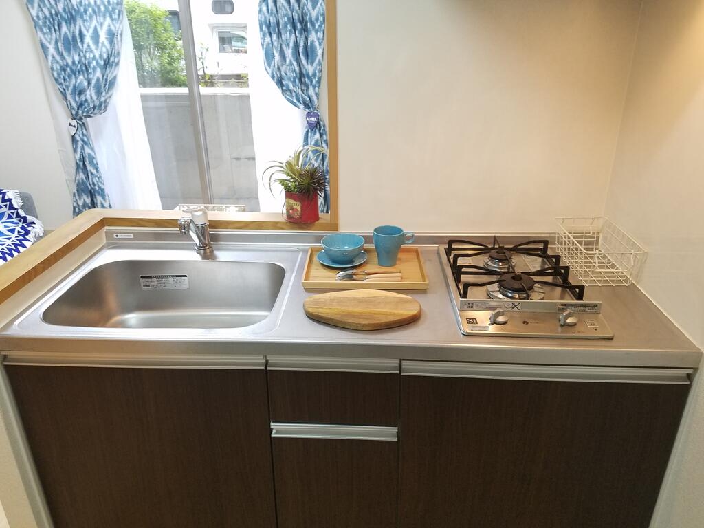 キッチン　※家具・調度品は実際にはついておりません