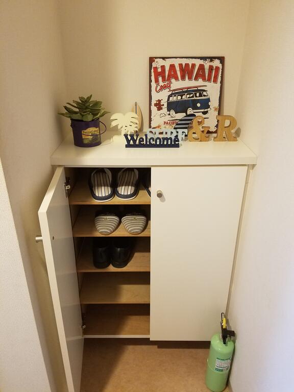 玄関　※家具・調度品は実際にはついておりません