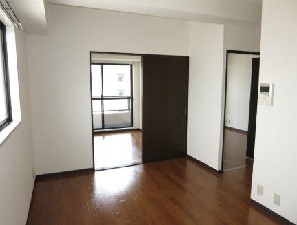 居室・リビング　☆明るい居室☆