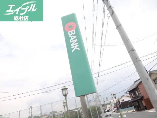 銀行　トマト銀行岡山流通センター支店（銀行）まで1557m