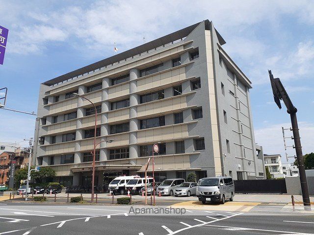 警察署・交番　綾瀬警察署（警察署・交番）まで700m