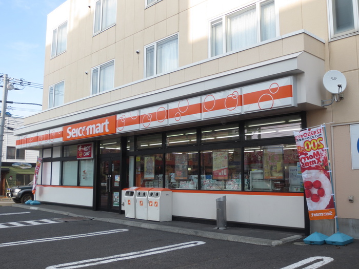 コンビニ　セイコーマート（コンビニ）まで400m