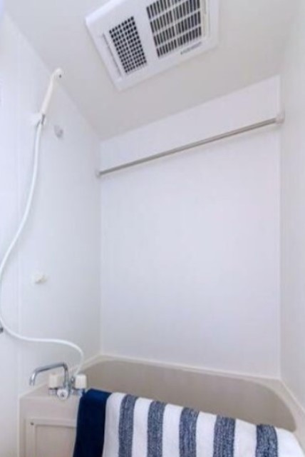 バス・シャワールーム　バスルーム