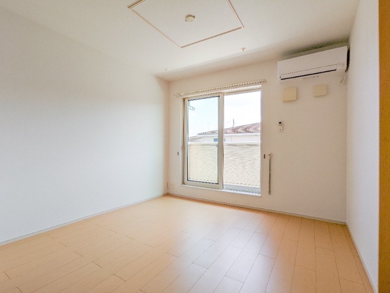 居室・リビング　図面と現状に相違がある場合には現状を優先